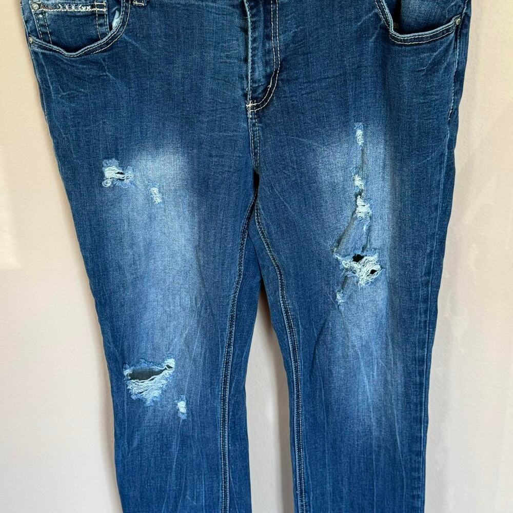 Amethyst Womens Distressed jeans 15/16S